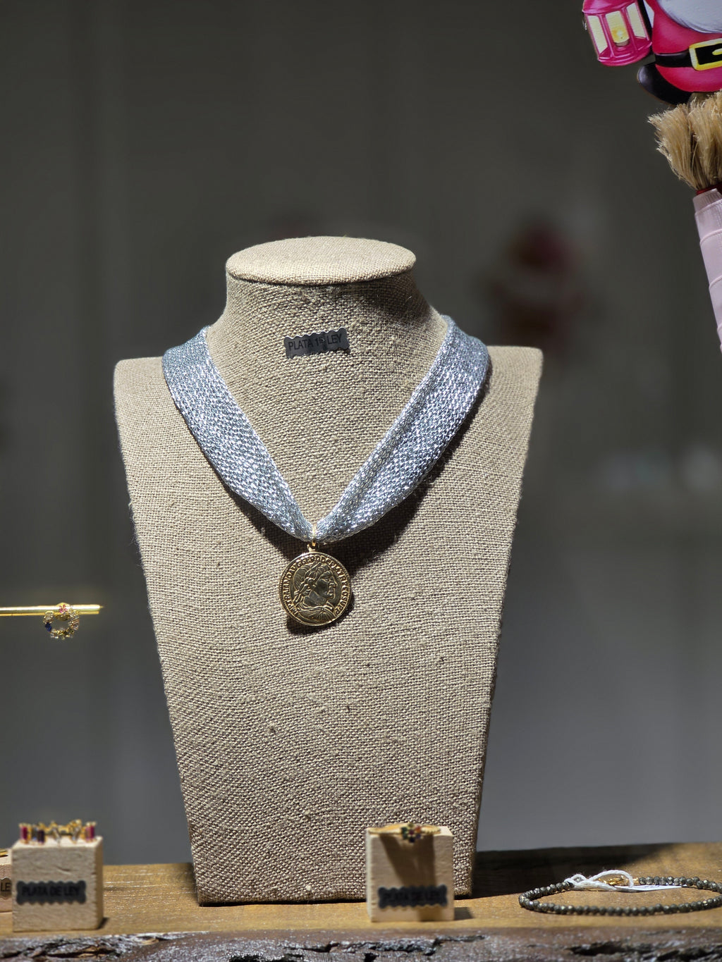 Collar Malla Plata con Colgante Moneda Romana Plata Chapada Oro